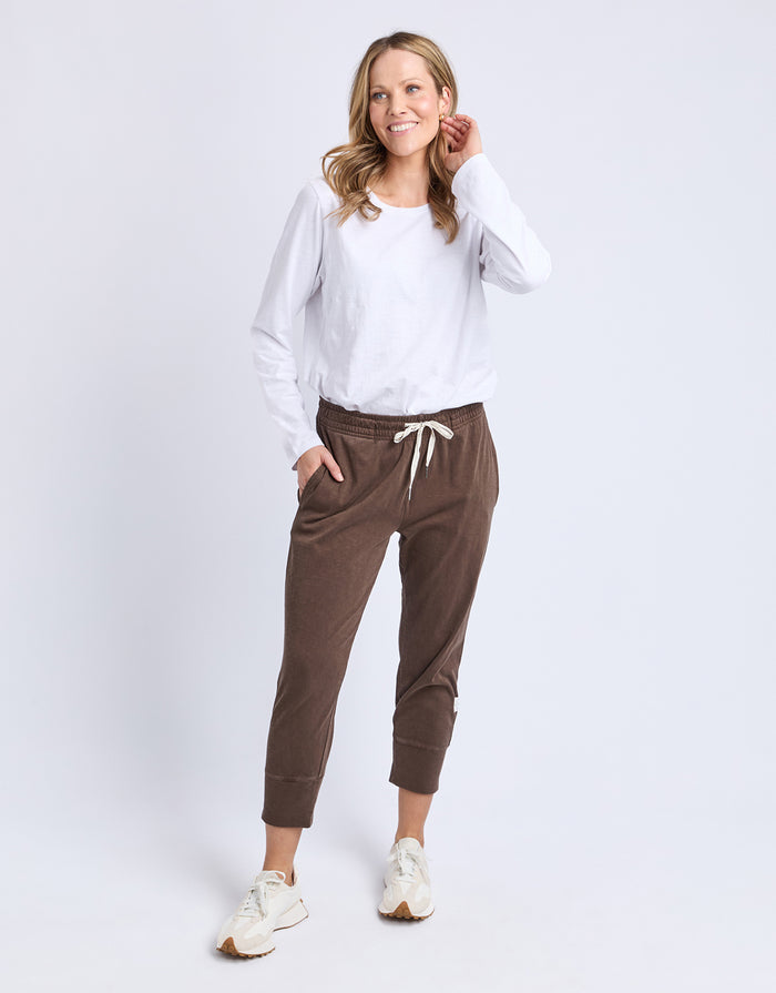 elm-3-4-brunch-pant-coffee-womens-clothing