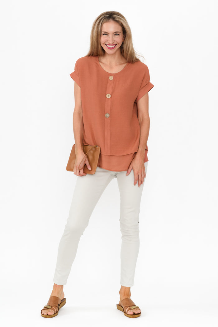 Abilene Rust Button Top,Blonde model,alt text|model:Anthea
