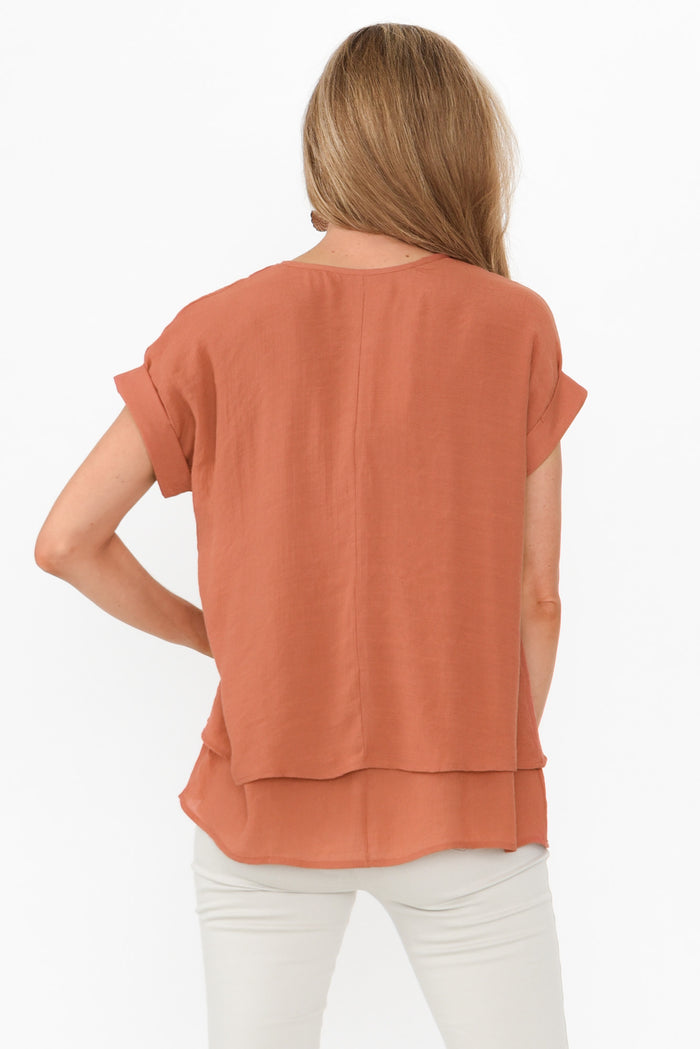 Abilene Rust Button Top,Blonde model,alt text|model:Anthea