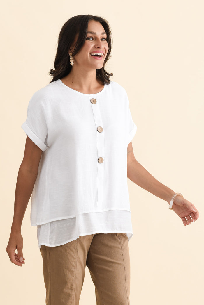 Abilene White Button Top,Brunette model,alt text|model:Brontie