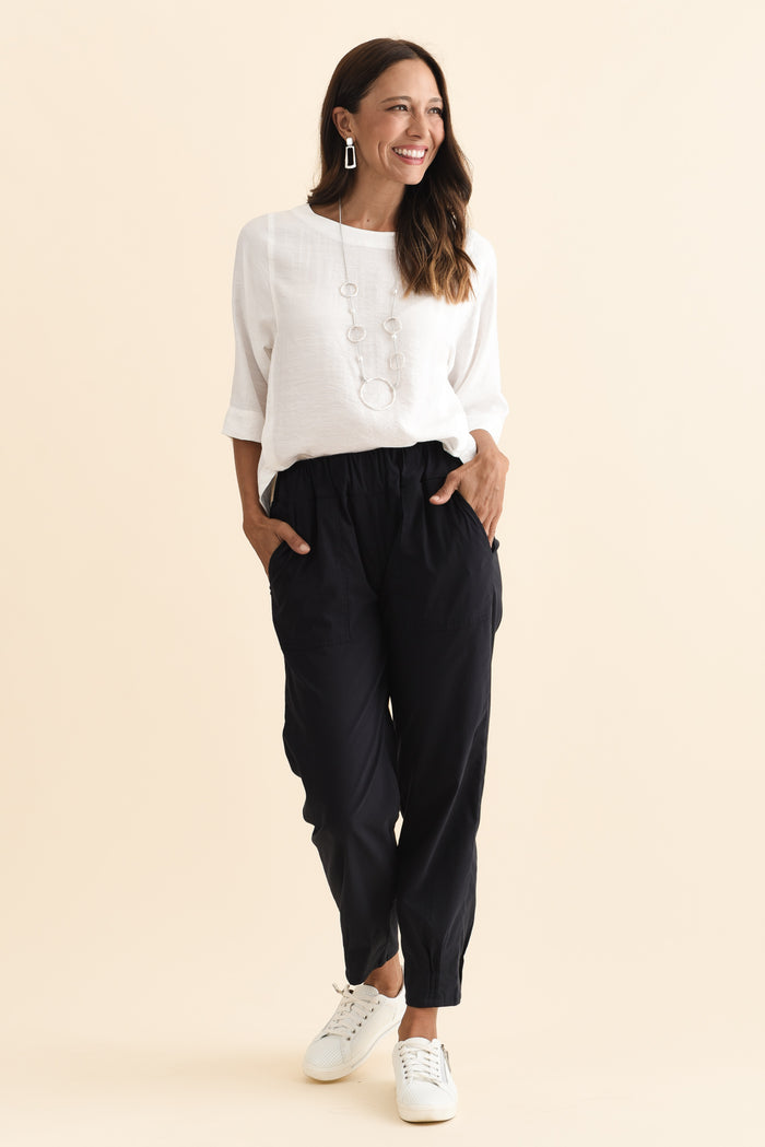 Air-Lite Navy Stretch Pocket Pants,Brunette model,alt text|model:Cara