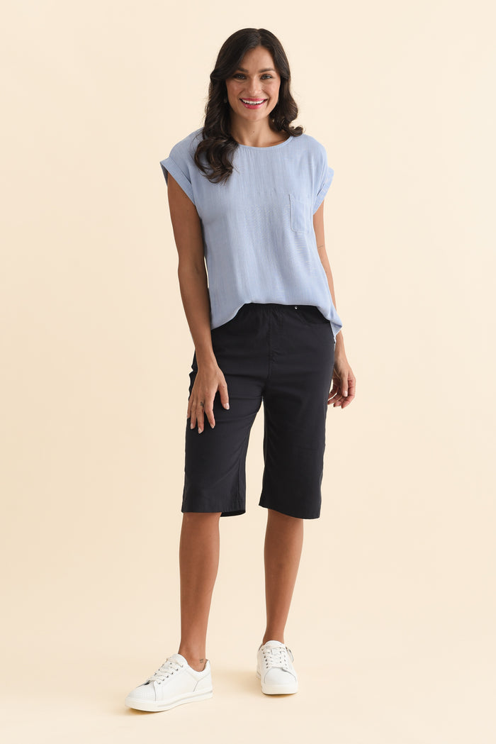 Air-Lite Navy Stretch Pocket Shorts,Brunette model,alt text|model:Brontie