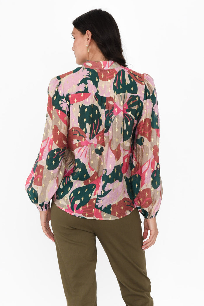 Alaina Pink Floral Button Blouse,Brunette model,alt text|model:Brontie