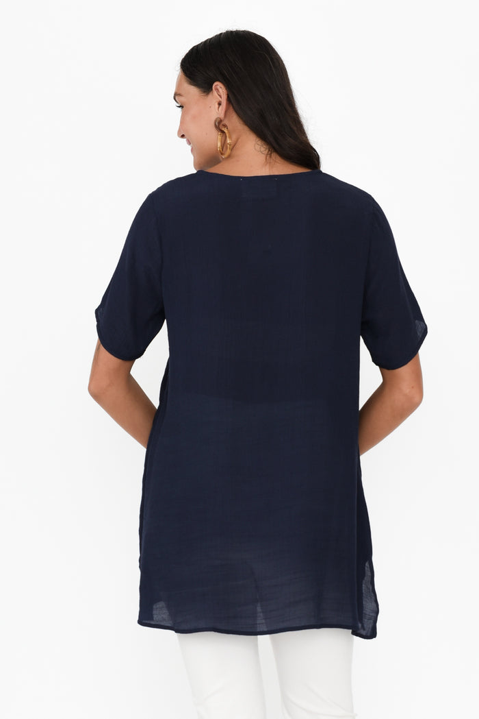 Alvina Navy Layered Tunic Top,Brunette model,alt text|model:Brontie