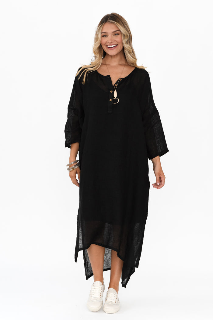 Analia Black Linen Kaftan,Blonde model,alt text|model:Mollie
