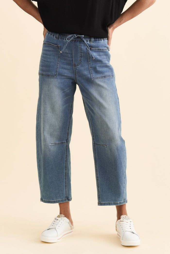 BB Barrel Blue Jeans,Brunette model,alt text|model:Brontie