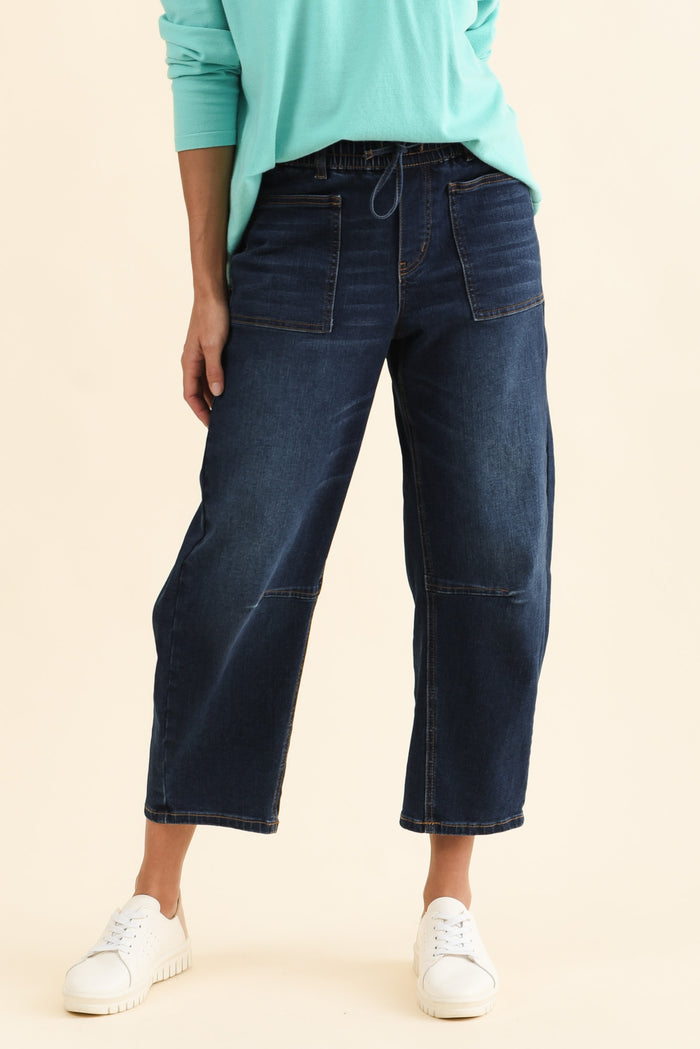 BB Barrel Dark Blue Jeans,Front,Brunette model,alt text|model:Brontie