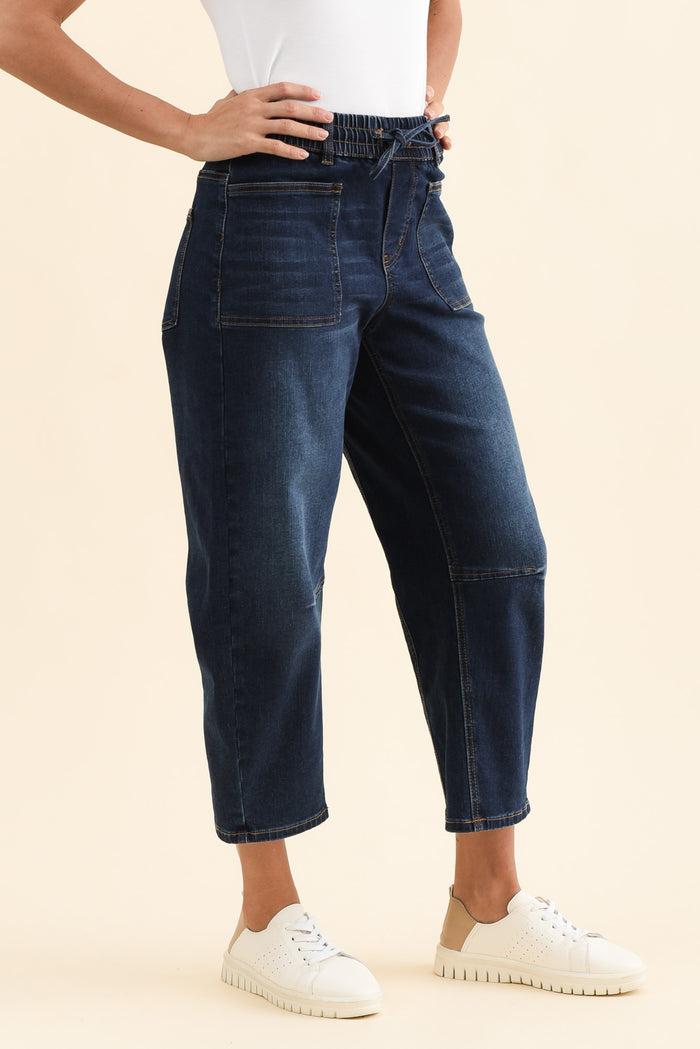BB Barrel Dark Blue Jeans,Side,Brunette model,alt text|model:Brontie