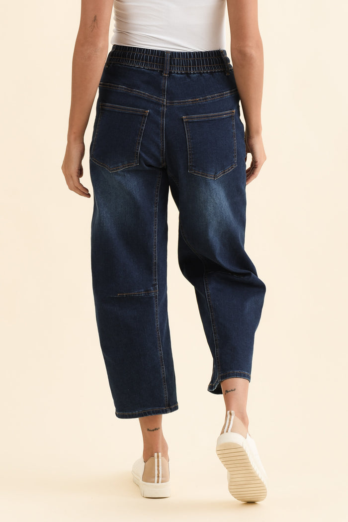 BB Barrel Dark Blue Jeans,Back,Brunette model,alt text|model:Brontie