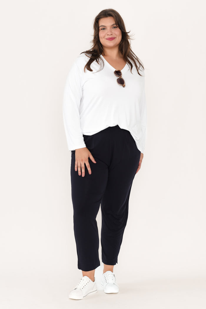 Braxton White Bamboo Long Sleeve Top,Brunette model,alt text|model:Gabby