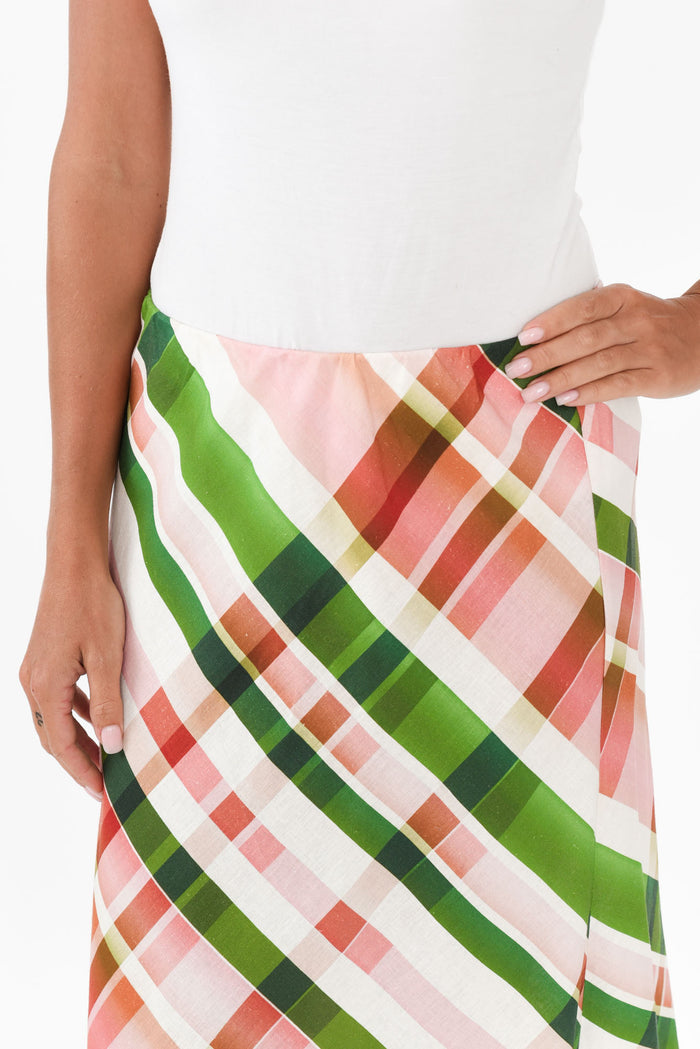 Bree Pink Check Linen Blend Skirt,Brunette model,alt text|model:Brontie