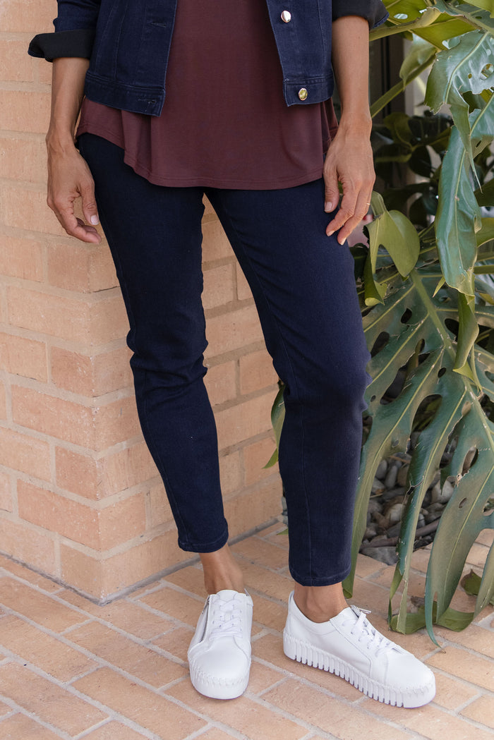 Callie Navy Cotton 7/8 Stretch Pants,Lifestyle
