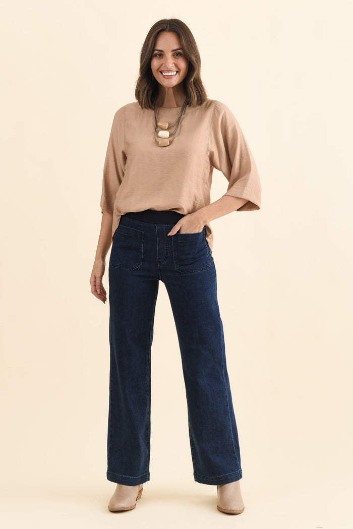 Carpenter Dark Denim Stretch Jeans,Brunette model,alt text|model:MJ