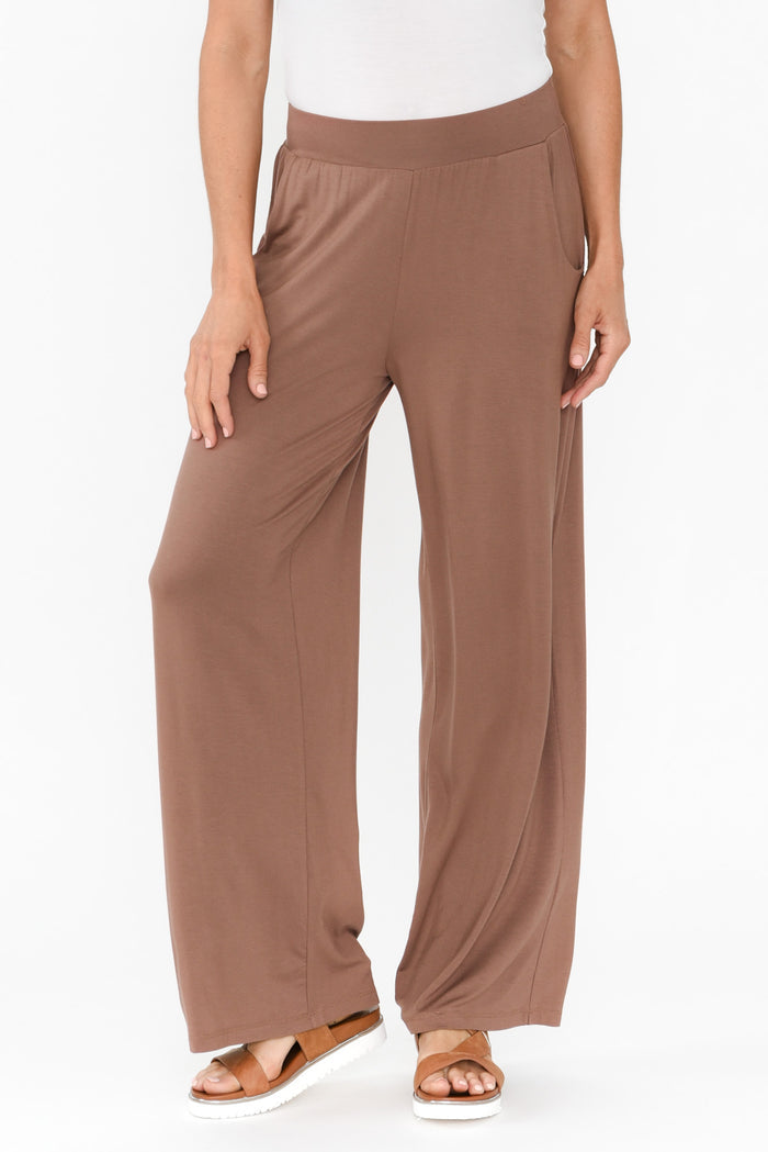 Cedric Chocolate Bamboo Pocket Pants,Brunette model,alt text|model:Elouise