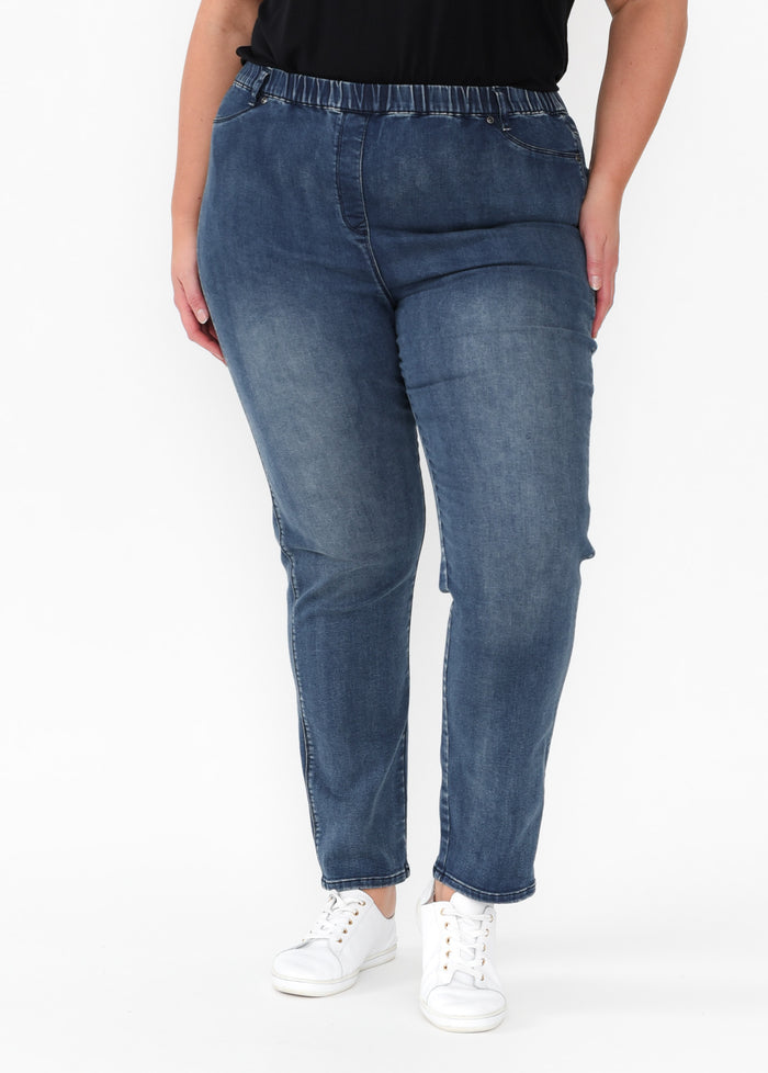Courtney Dark Denim Stretch Jeans,Blonde model,plus-size,curve-basics,curve-bottoms,plus-size-Pants,plus-size-jeans,plus-size-basic-bottoms,alt text|model:Caitlin