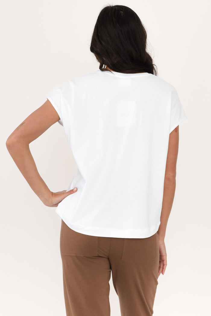 Eddie White Cotton Tee,Brunette model,alt text|model:Brontie