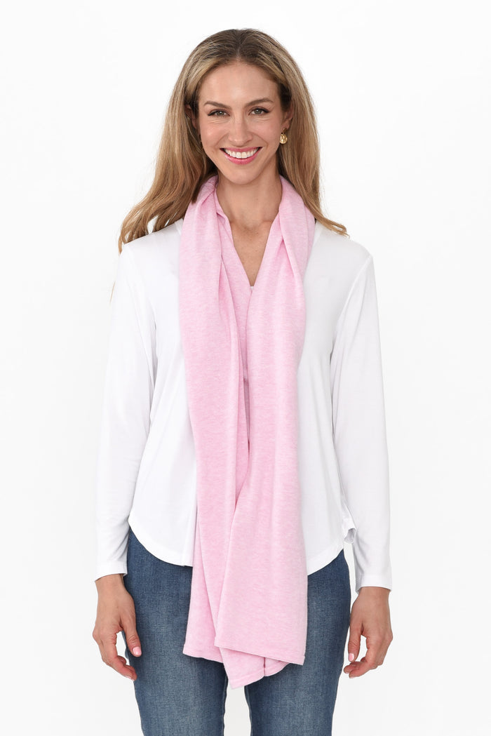 Elorie Pink Cotton Cashmere Poncho,Blonde model,alt text|model:Anthea