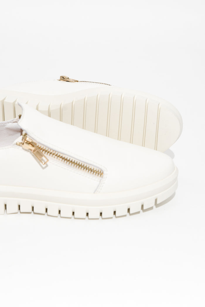 Enjoy White Leather Zip Sneaker