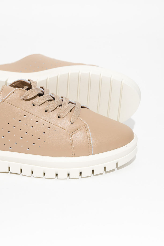 Exit Beige Leather Sneaker