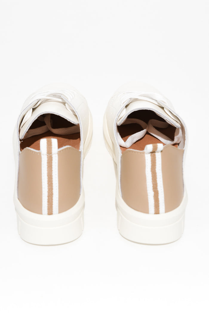 Exit White Leather Sneaker