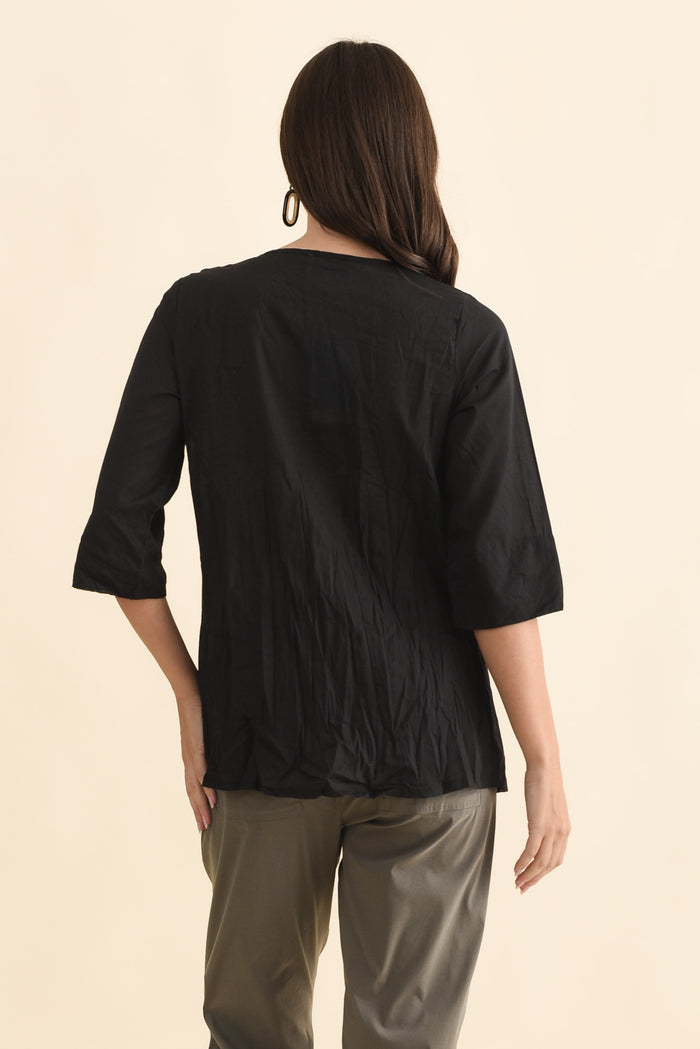 Fia Black Sleeved Crinkle Cotton Top,Brunette model,alt text|model:MJ