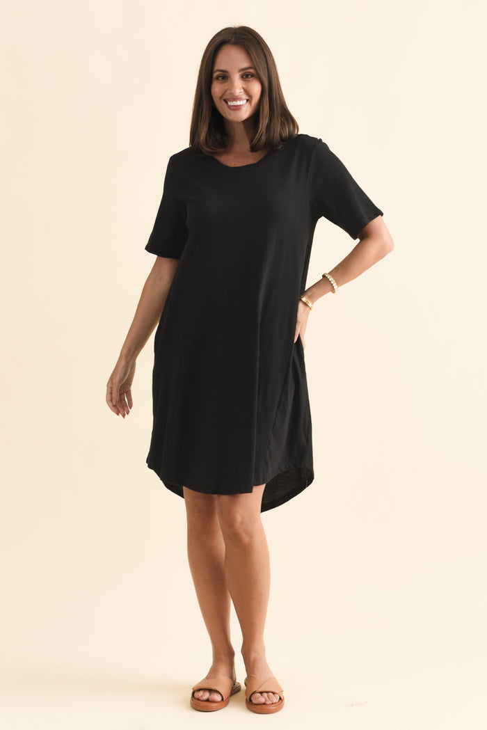 Florida Black Cotton Tee Dress,Brunette model,alt text|model:MJ