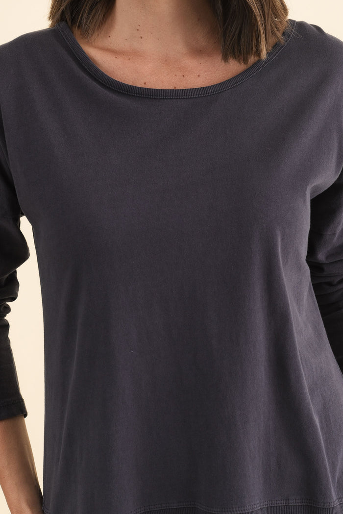 Fundamental Navy Cotton Rib Sleeved Top,Brunette model,alt text|model:MJ
