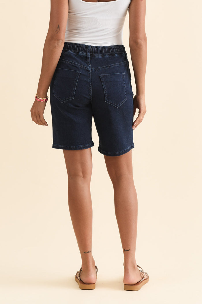 Gabby Dark Blue Denim Bermuda Shorts,Brunette model,alt text|model:Brontie