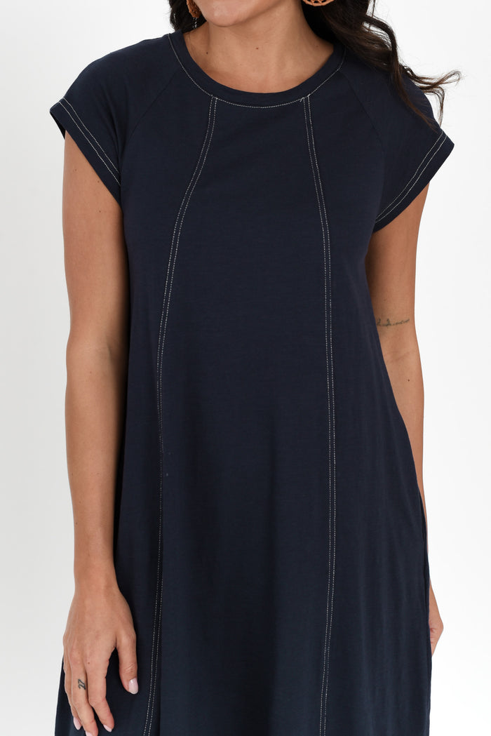 Haisley Navy Contrast Cotton Dress,Brunette model,alt text|model:Brontie
