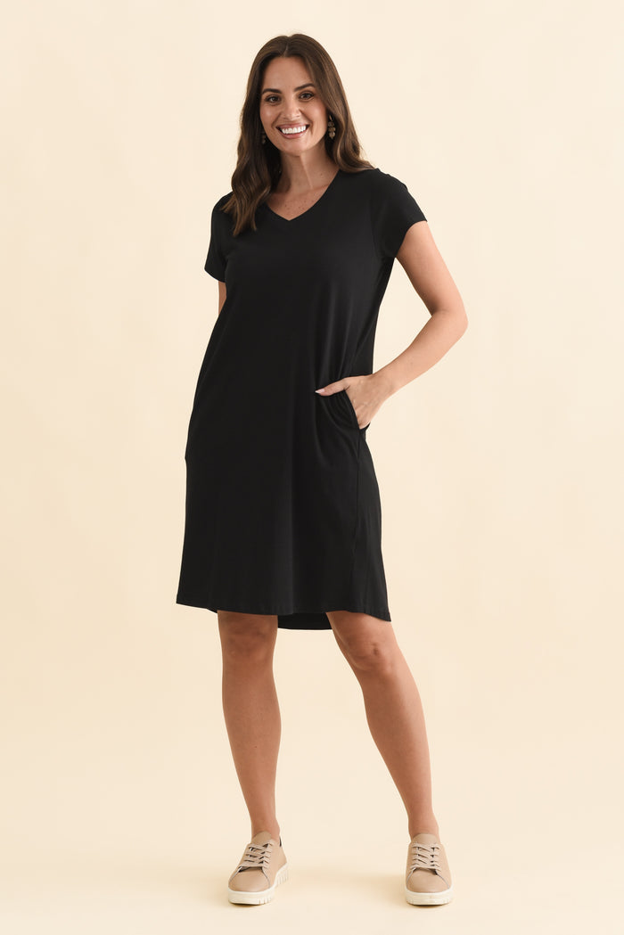 Harley Black Cotton Tee Dress,Brunette model,alt text|model:MJ