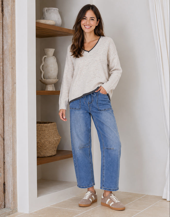 Jamie Contrast V Neck Knit - Latte/Choc