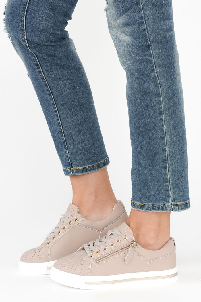 Koko Nude Leather Zip Sneaker