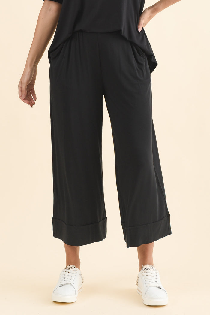 Lena Black Micro Modal Resort Pants,Brunette model,alt text|model:MJ