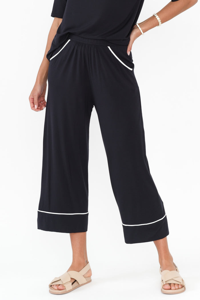 Lena Navy Contrast Micro Modal Resort Pants,Brunette model,alt text|model:Brontie