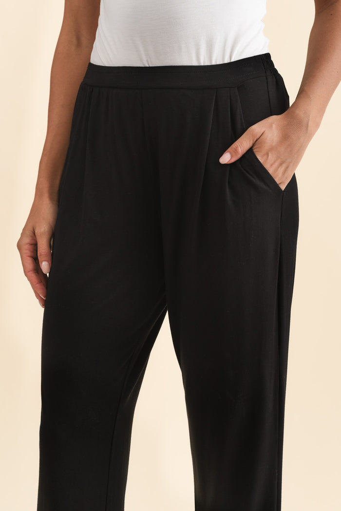 Lopez Black Pocket Pants - Petite,Brunette model,alt text|model:Brontie