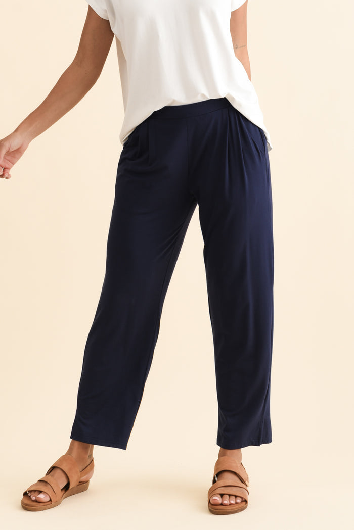 Lopez Navy Pocket Pants - Petite,Brunette model,alt text|model:Brontie