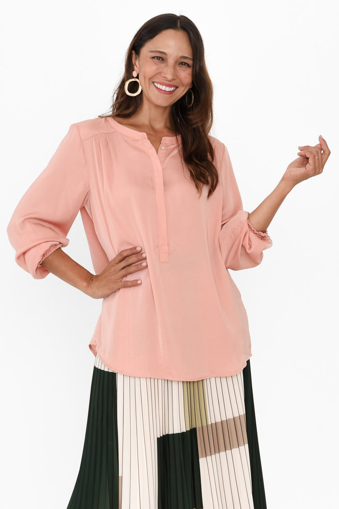 Luxe Peach Gloss Tunic,Brunette model,alt text|model:Cara