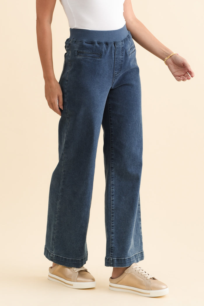 Maddy Blue Straight Leg Jeans,Brunette model,alt text|model:MJ