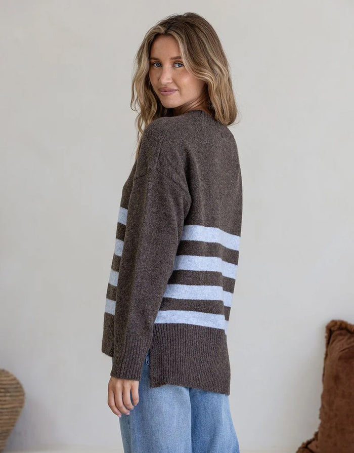 132-fashion-manor-knit-chocolate-blue-womens-clothing