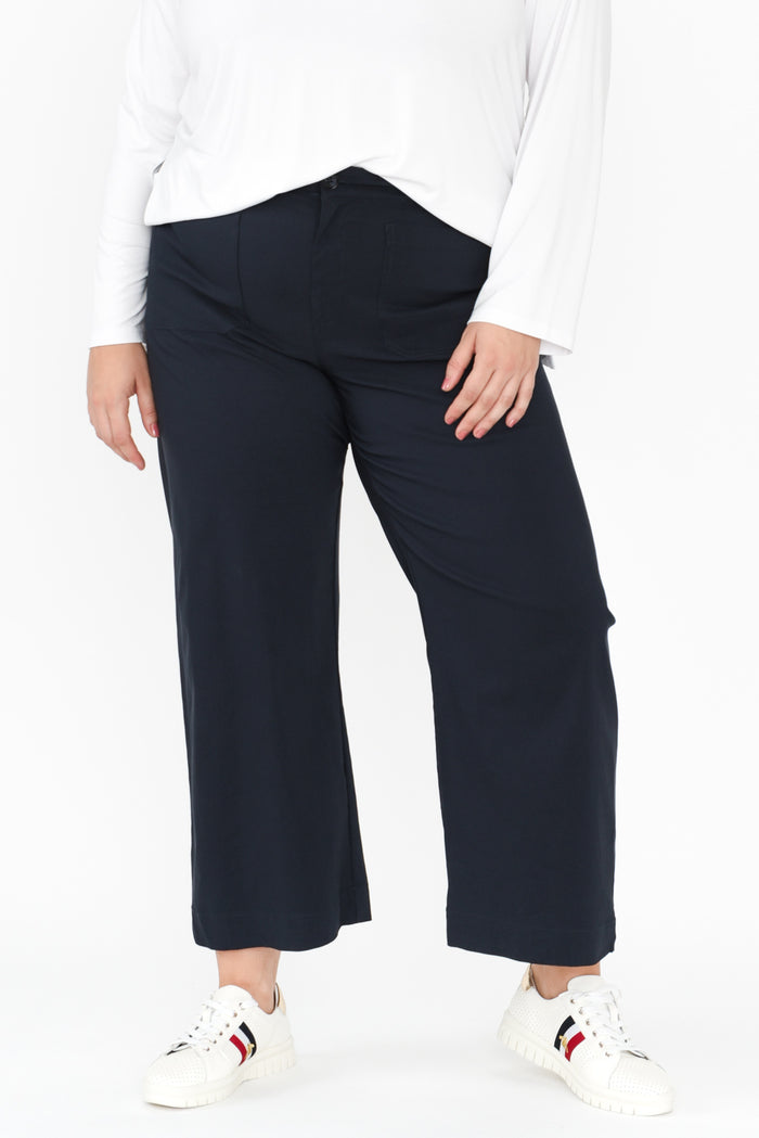 Marine Navy Straight Leg Pants,Brunette model,plus-size,curve-bottoms,plus-size-Pants,alt text|model:Gabby