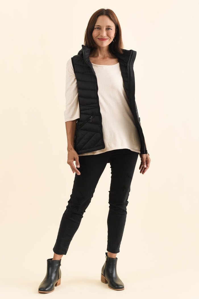 Maryclaire Black Down Puffer Vest,Brunette model,alt text|model:Cara