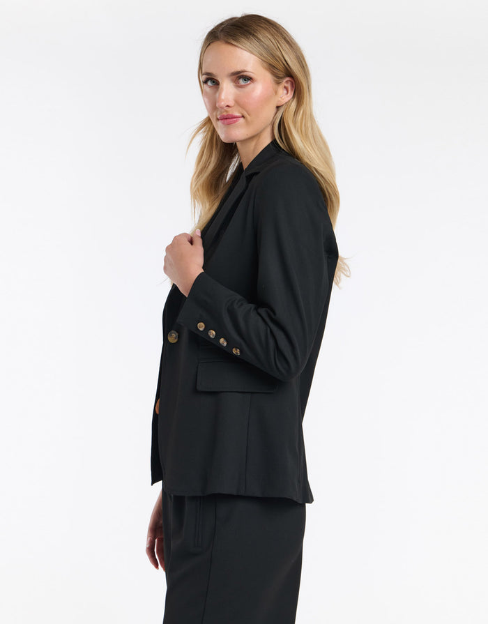 365-days-mia-wallace-blazer-black-womens-clothing