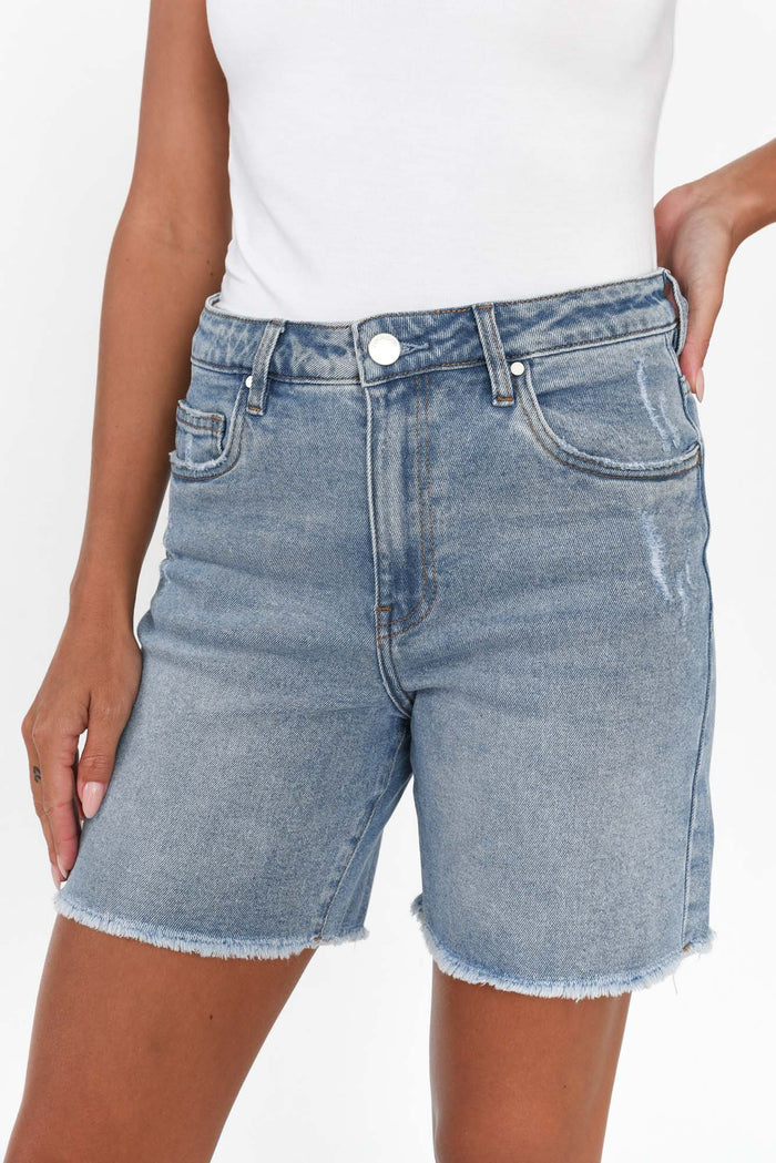 Millie Light Blue Denim Shorts,Brunette model,alt text|model:Brontie