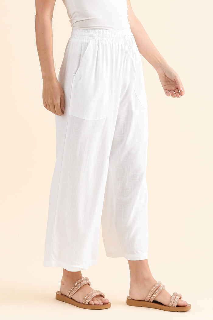 Minnelli White Linen Cotton Pants,Side,Brunette model,alt text|model:MJ