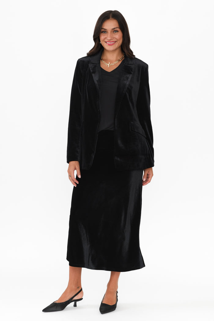 Mustang Sally Black Velvet Skirt,Brunette model,alt text|model:Brontie
