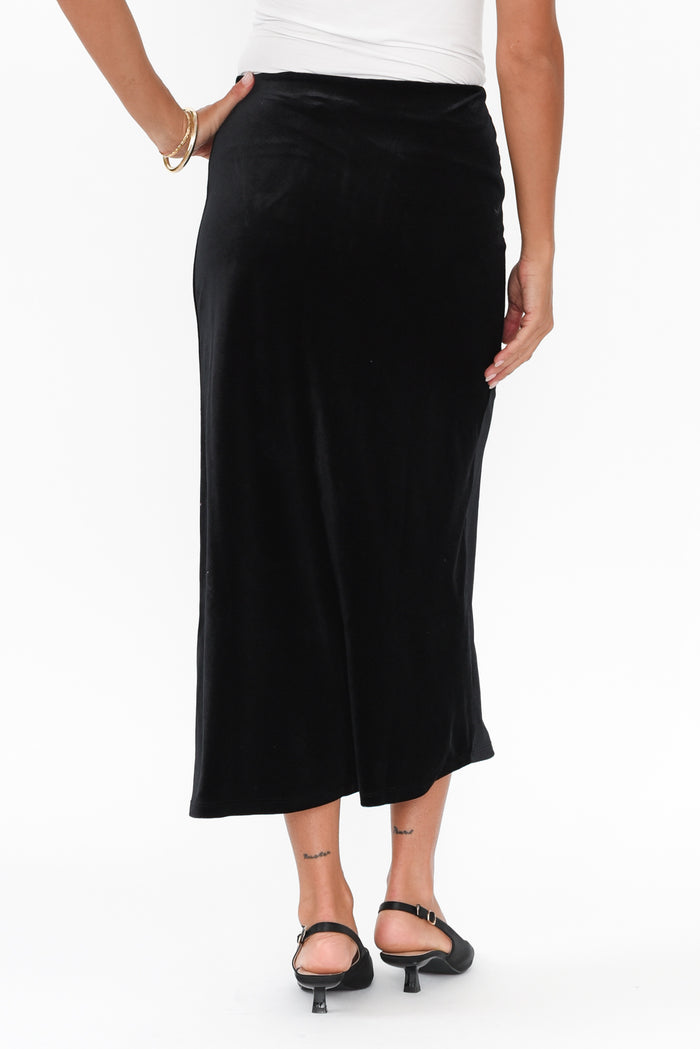 Mustang Sally Black Velvet Skirt,Brunette model,alt text|model:Brontie