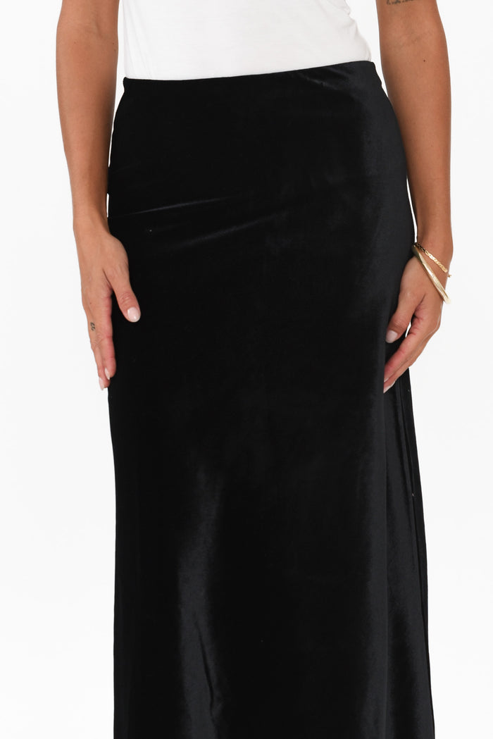 Mustang Sally Black Velvet Skirt,Brunette model,alt text|model:Brontie