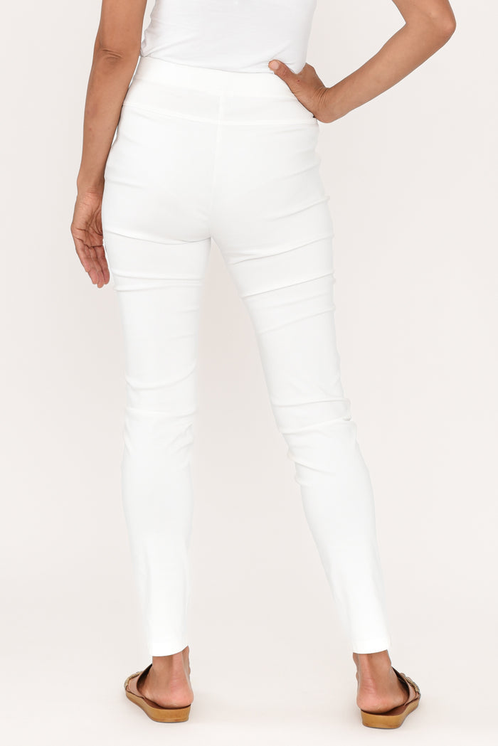Nora White Stretch Pants,Brunette model,alt text|model:Cara