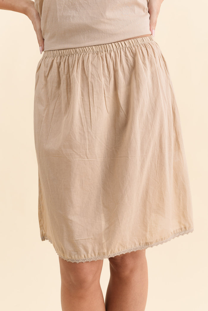 Nude Cotton Slip Skirt,Brunette model,alt text|model:MJ