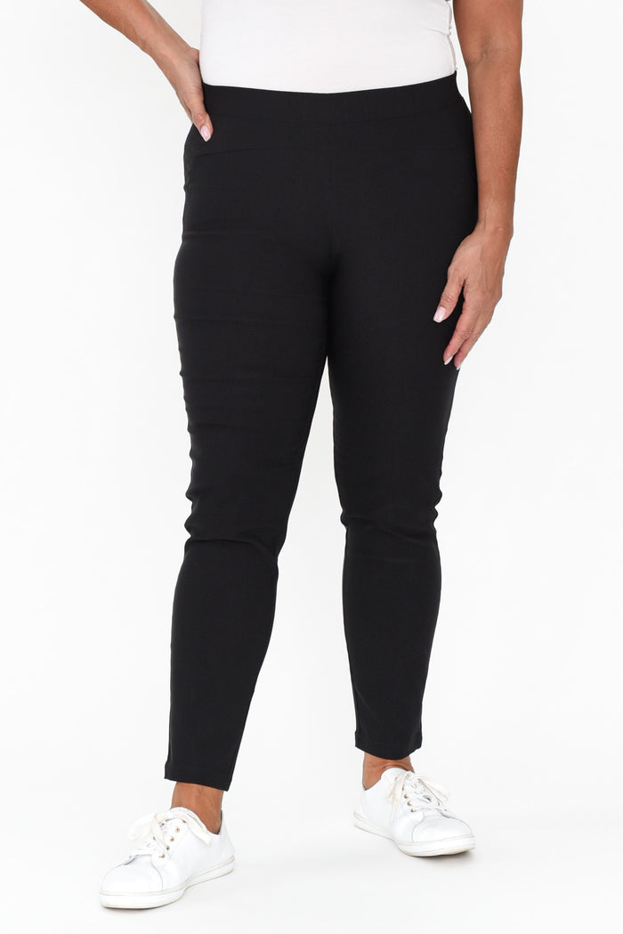 Olympia Black Straight 7/8 Pants,Brunette model,alt text|model:Pilita